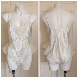 Vintage Victoria's Secret 90s embellished lace chiffon teddy sz M